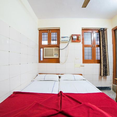 Hotel O Sree Radha Lodge Near Snow World Secundurabad Εξωτερικό φωτογραφία