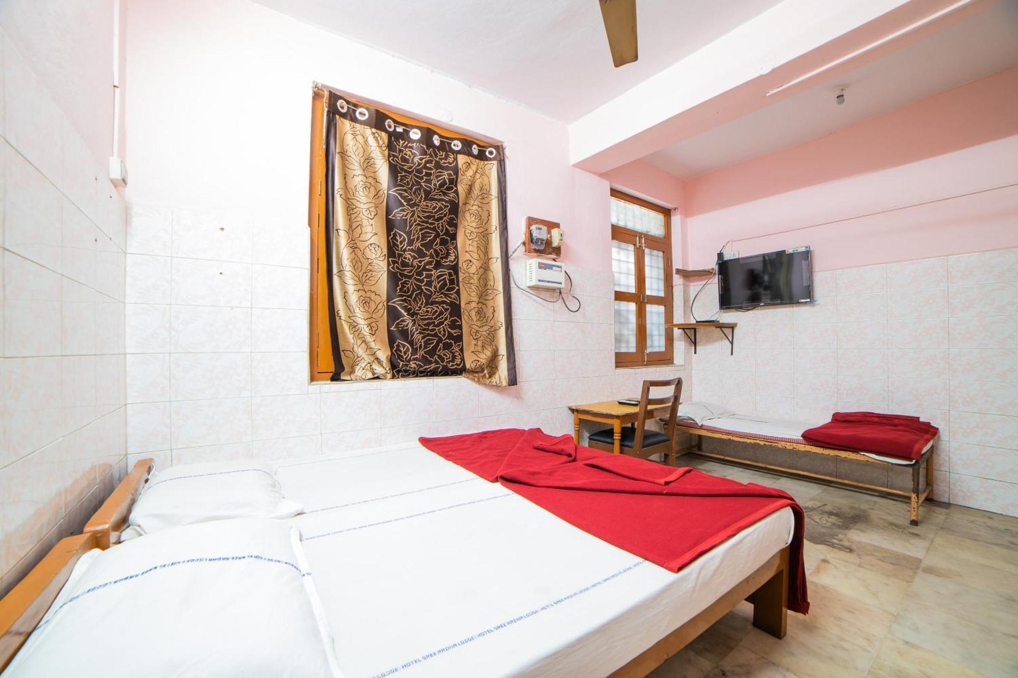 Hotel O Sree Radha Lodge Near Snow World Secundurabad Εξωτερικό φωτογραφία